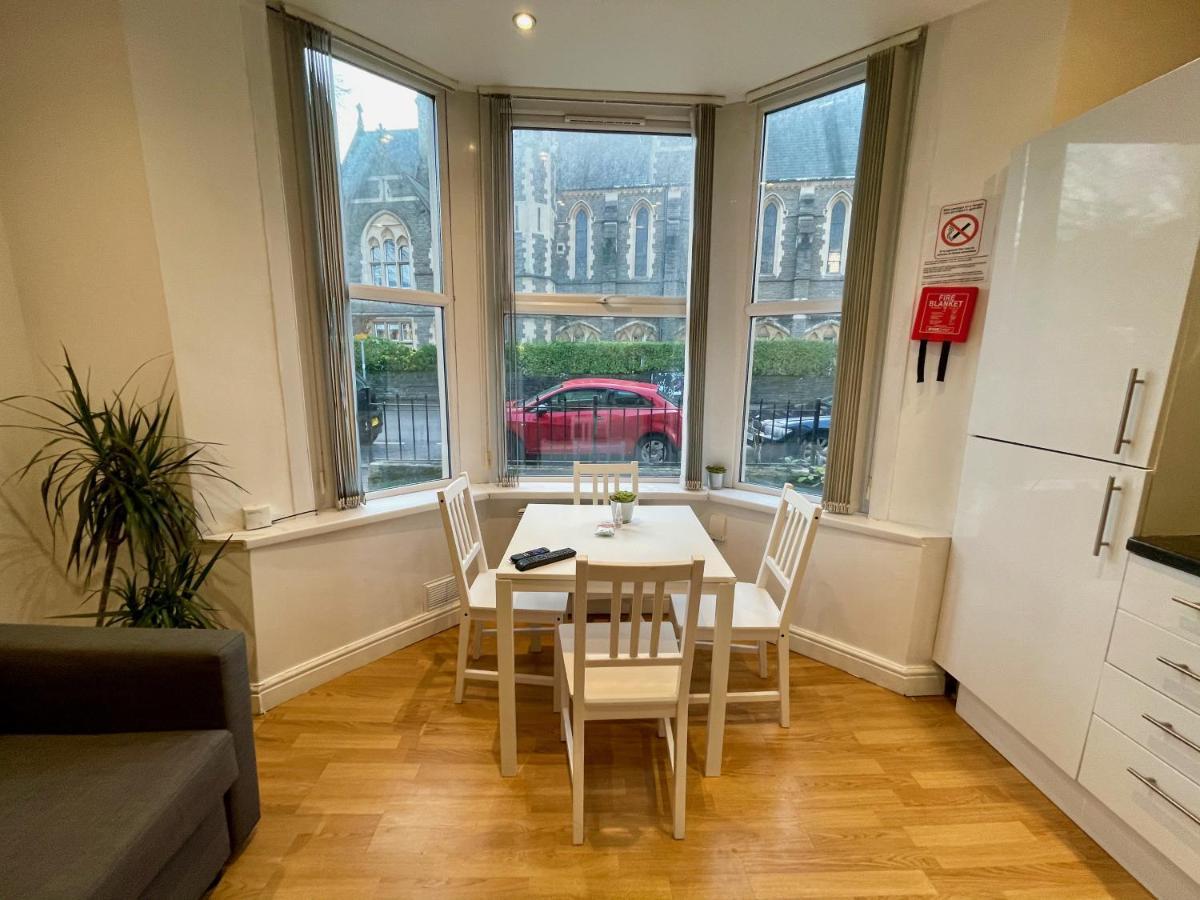 Bute Park Apartment W/ Heating + Private Bathroom คาร์ดิฟฟ์ ภายนอก รูปภาพ