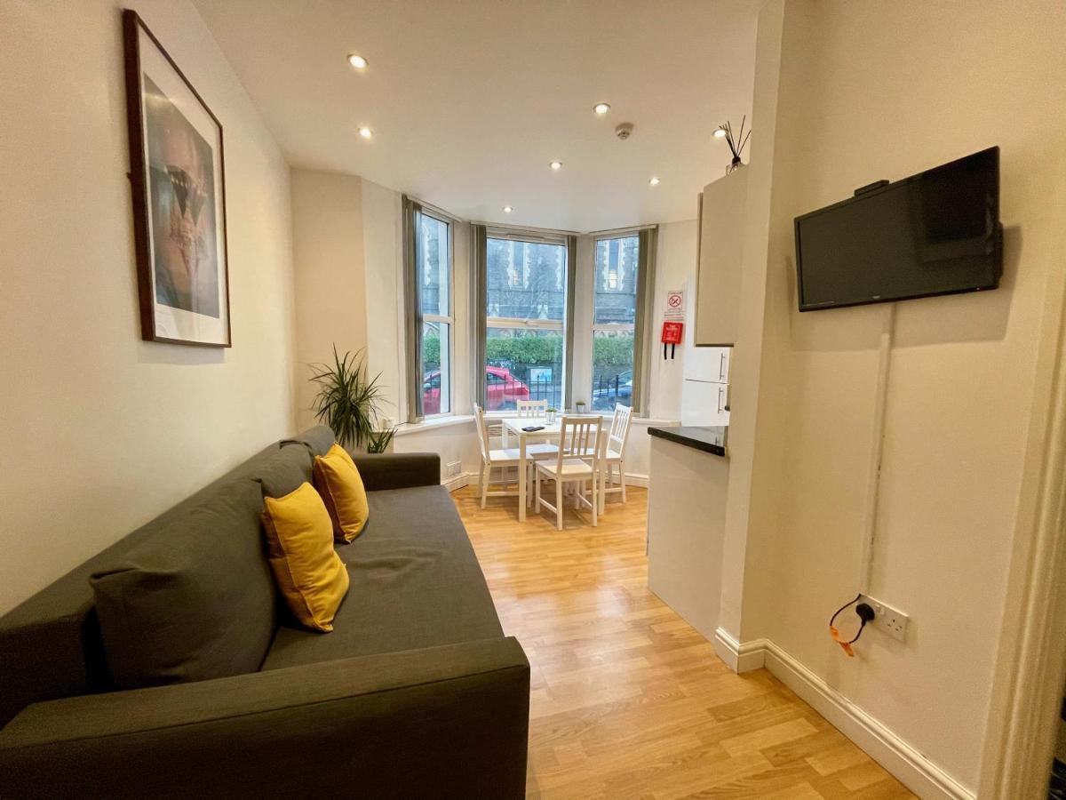 Bute Park Apartment W/ Heating + Private Bathroom คาร์ดิฟฟ์ ภายนอก รูปภาพ
