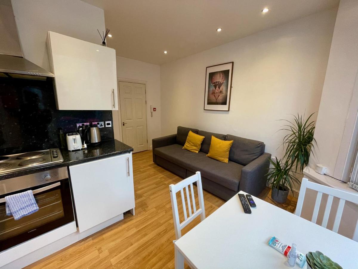 Bute Park Apartment W/ Heating + Private Bathroom คาร์ดิฟฟ์ ภายนอก รูปภาพ